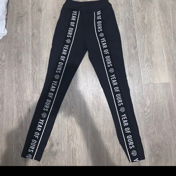 Years of Ours (YOS) Matching Workout Set (S, $255) - Picture 2 of 8